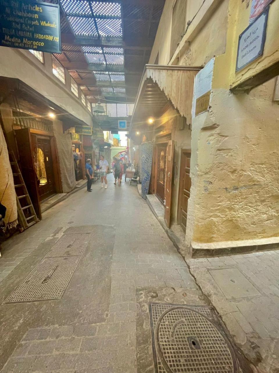 Blue Star Hostel Fès Extérieur photo